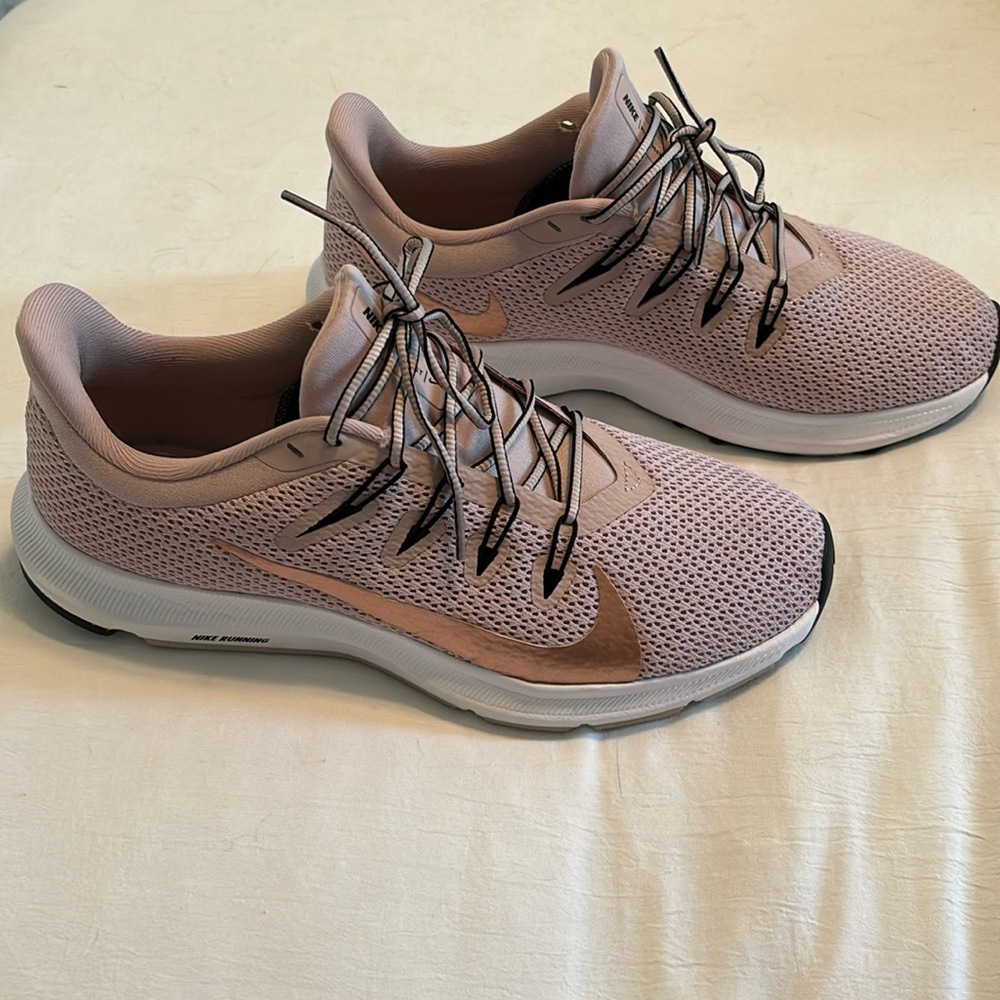 Women’s Nike Sneakers